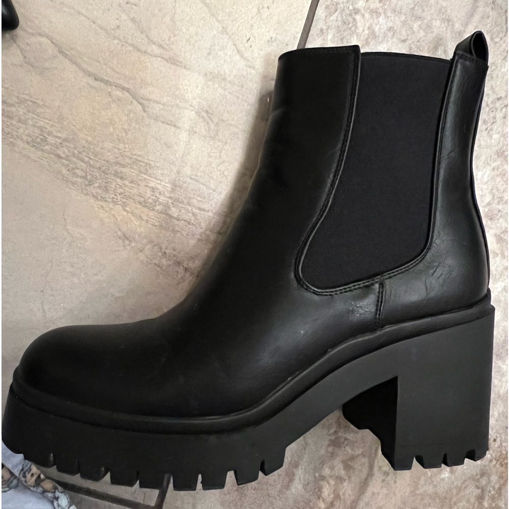 Black boots